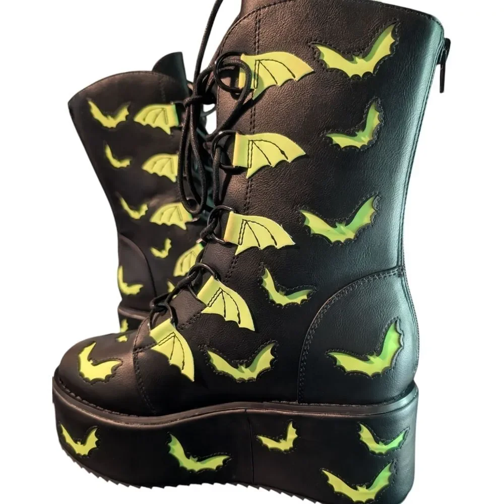 Strange Cvlt Black & Green Stomp Bat Boot, Size 8.